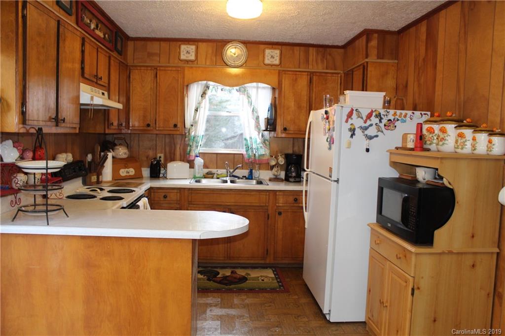 2186 Spillcorn Road Marshall, NC 28753 - Photo 27 of 37 Gallery Image 27