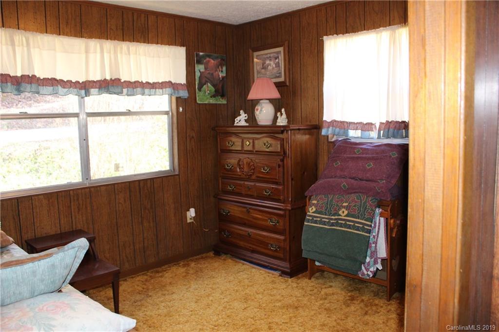 2186 Spillcorn Road Marshall, NC 28753 - Photo 33 of 37 Gallery Image 33