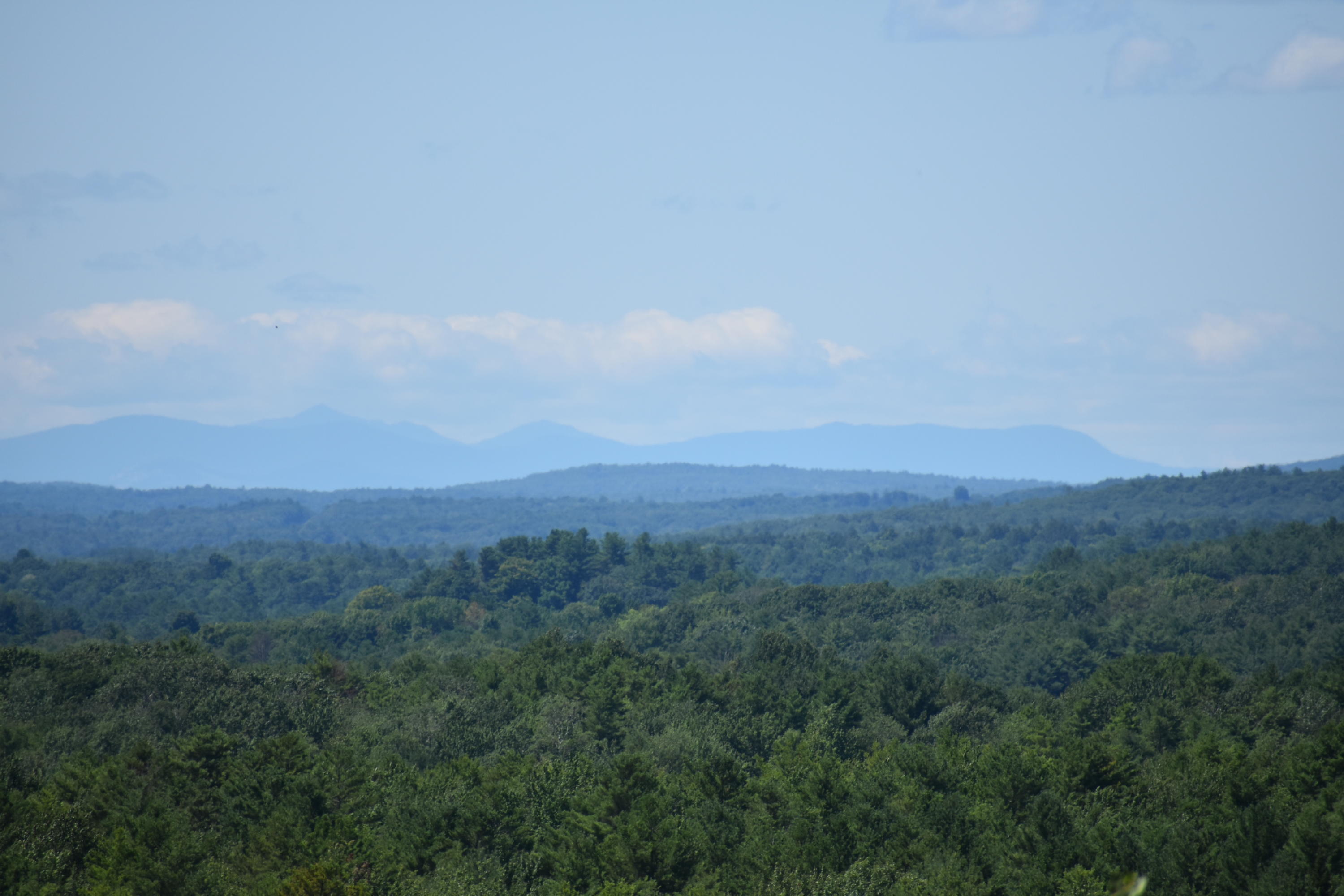 304 Pownal Road Freeport, ME 04032 - Photo 2 of 27 DSC_0403