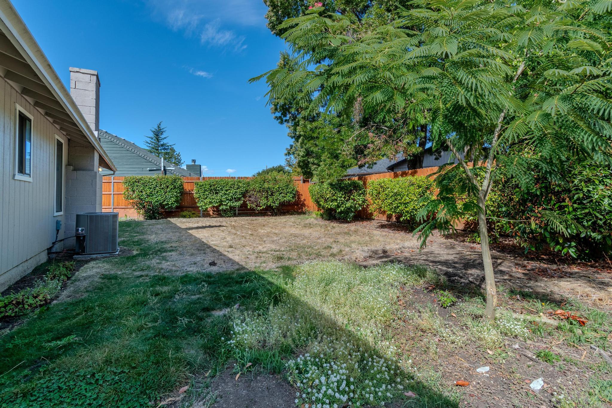 2964 Barclay Road Medford, OR 97504 - Photo 18 of 19 01-31