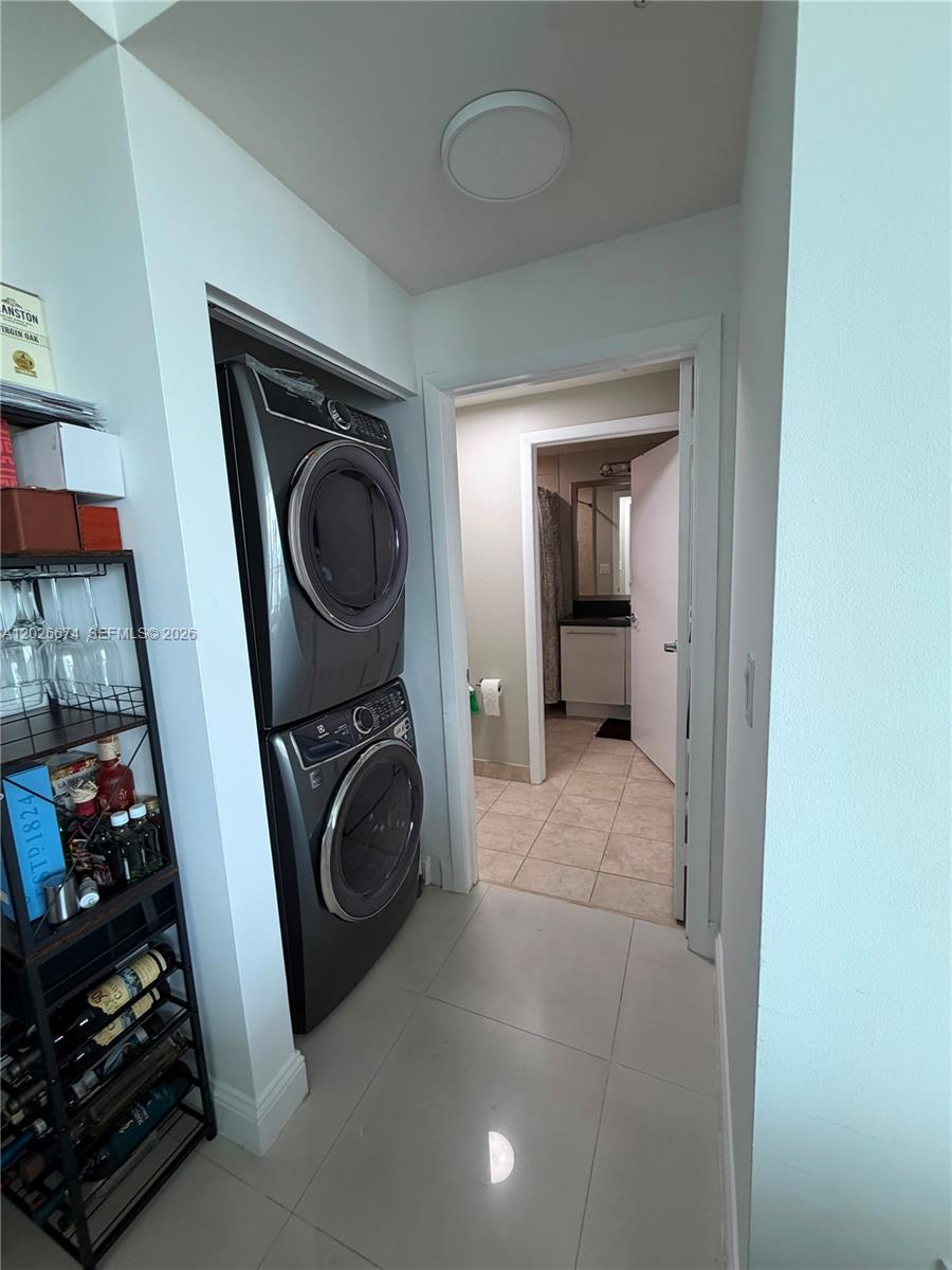 90 Southwest 3rd Street, Unit 4006 Miami, FL 33130 - Photo 16 of 19 Photo 16