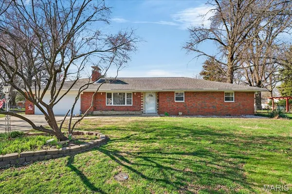 $180,000 | 207 Fletcher Street, Collinsville, IL 62234