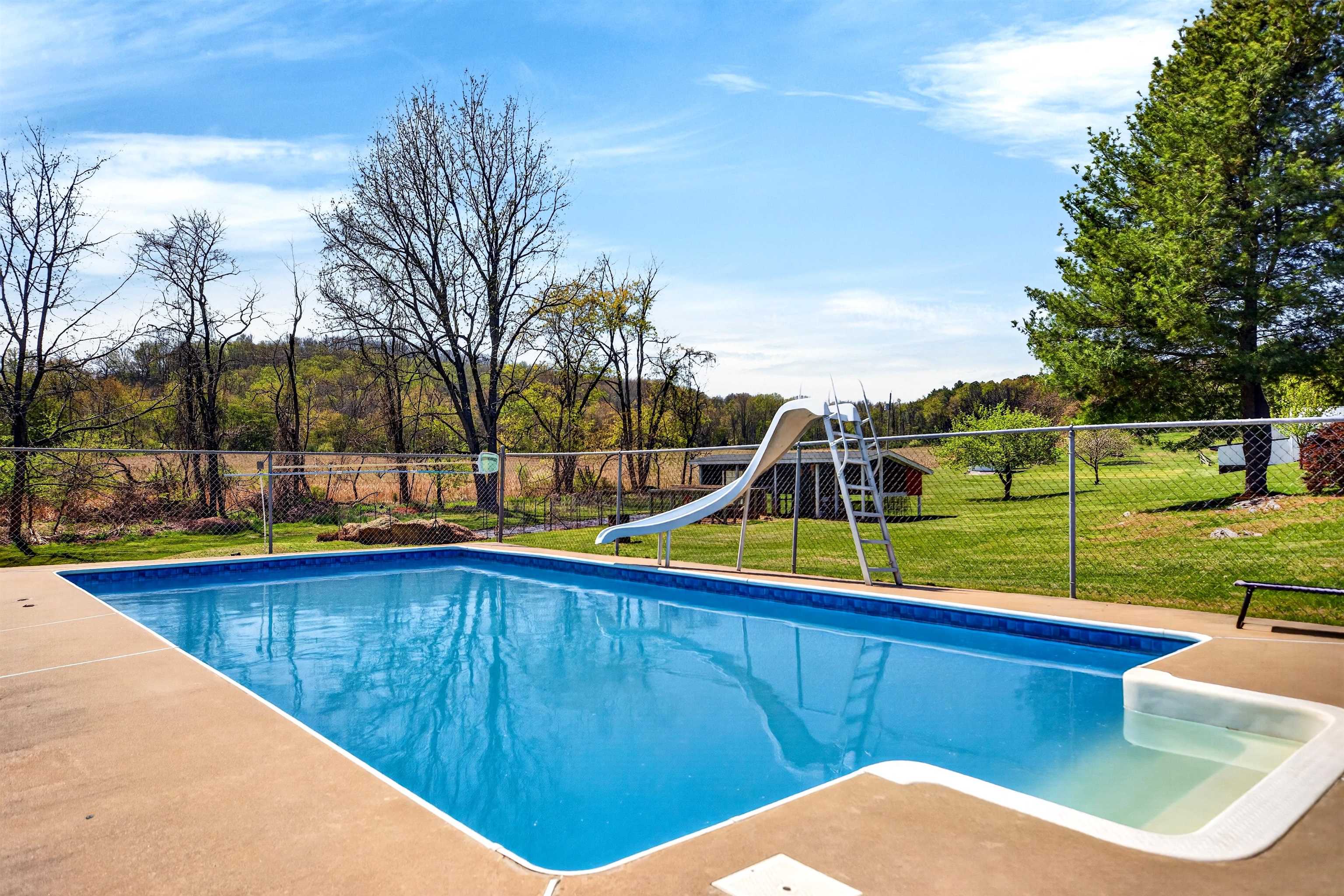 22 Oak Ridge Lane Staunton, VA 24401 - Photo 12 of 62