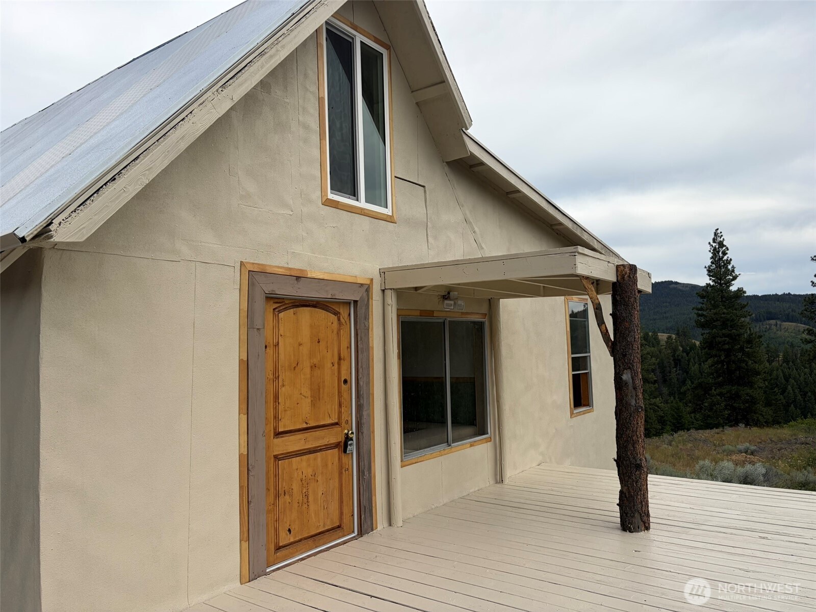184 North Lambert Lane Republic, WA 99166 - Photo 2 of 33