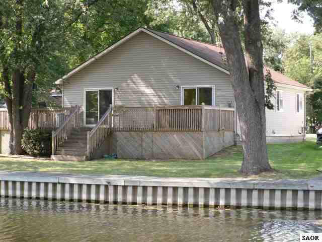 5105 Reymont Road Waterford, MI 48327 - Photo 2 of 2 43165-1.JPG