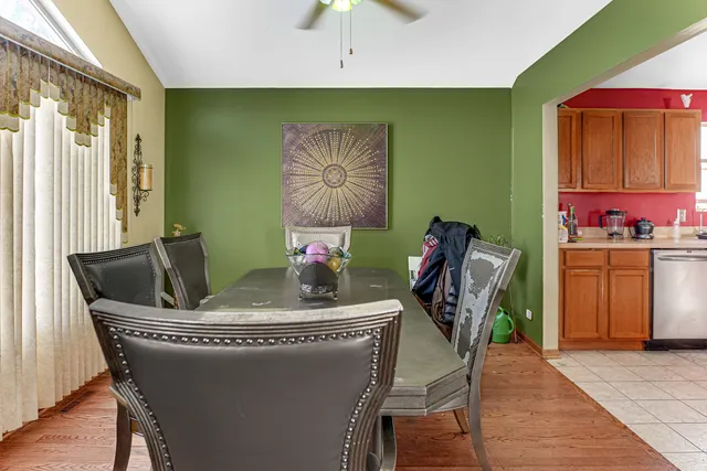 $329,900 | 14328 Division Street, Posen, IL 60469