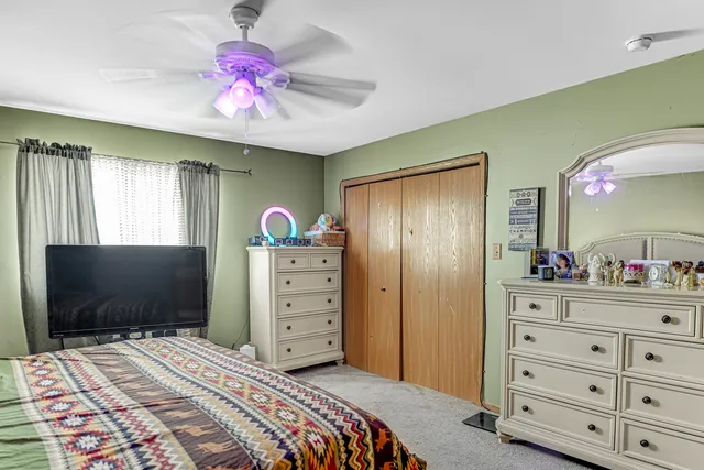 $329,900 | 14328 Division Street, Posen, IL 60469