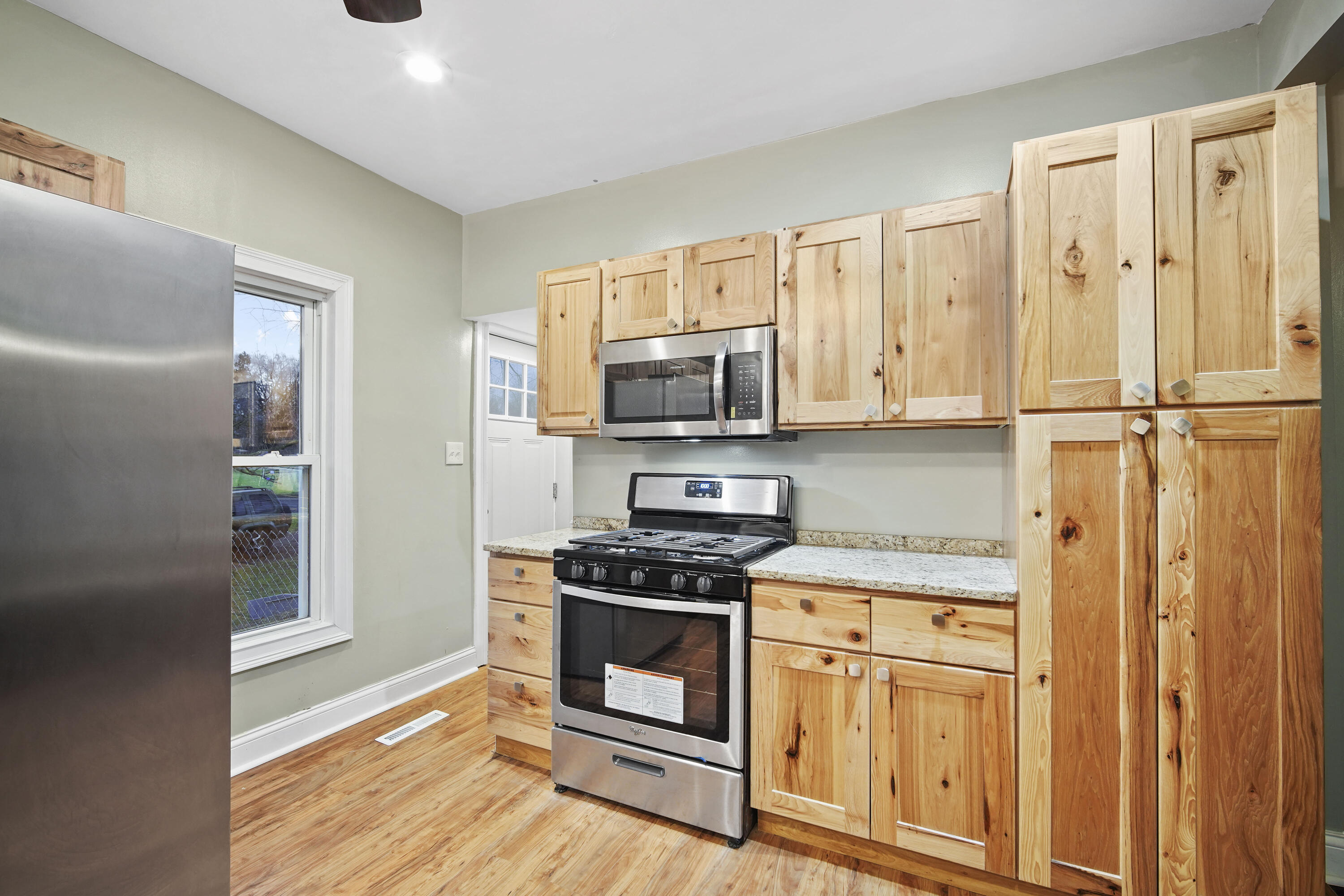 2707 West Parnall Road Jackson, MI 49201 - Photo 15 of 32 DSC04392