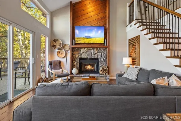 $519,000 | 831 Lucy Road, Lake Ozark, MO 65049