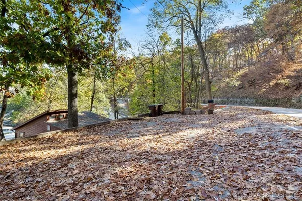 $519,000 | 831 Lucy Road, Lake Ozark, MO 65049