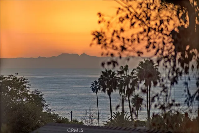 $10,500 | 592 Bluebird Canyon Drive, Laguna Beach, CA 92651