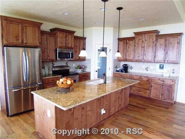 937 Spectrum Loop Colorado Springs, CO 80921 - Photo 3 of 15