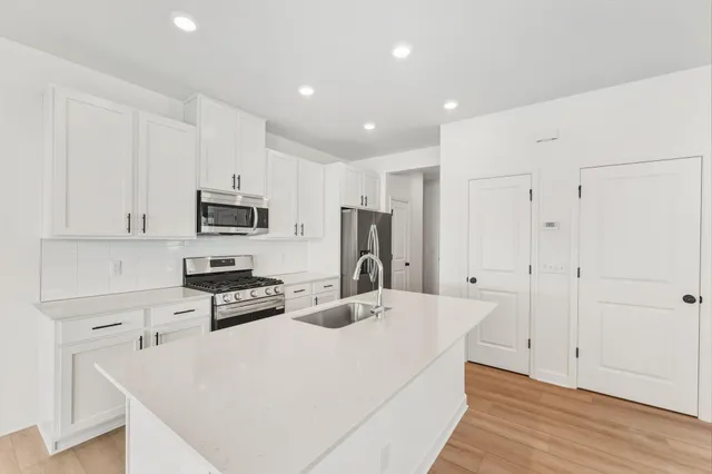 $380,805 | 5431 Queens Drive Northwest, Rochester, MN 55901