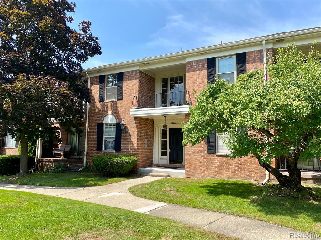 29640 Middlebelt Road, Unit 2601 Farmington Hills, MI 48334 - Photo 1 of 24