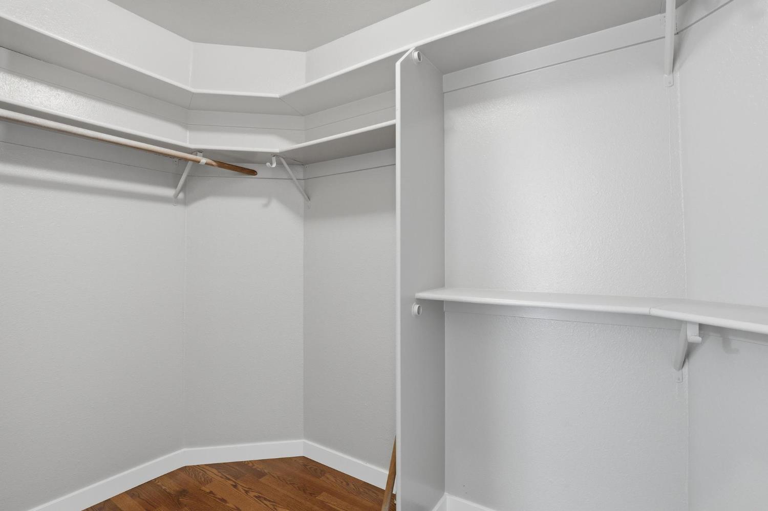 620 Teesdale Road Yuba City, CA 95991 - Photo 37 of 48 Walk-In Closet