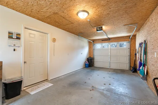 $268,500 | 208 East Jemphrey Road, Eldon, MO 65026