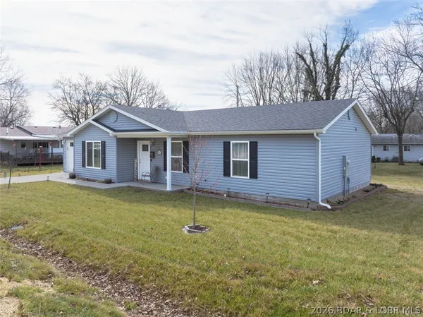 $268,500 | 208 East Jemphrey Road, Eldon, MO 65026