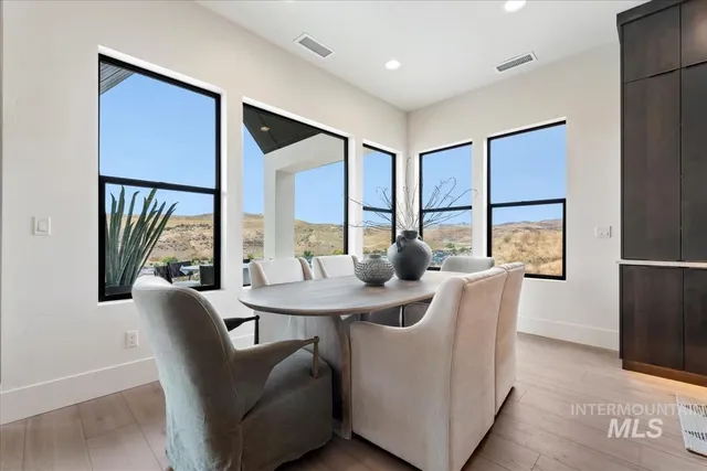 $1,724,999 | 20185 North Swire Grn Way, Boise, ID 83714