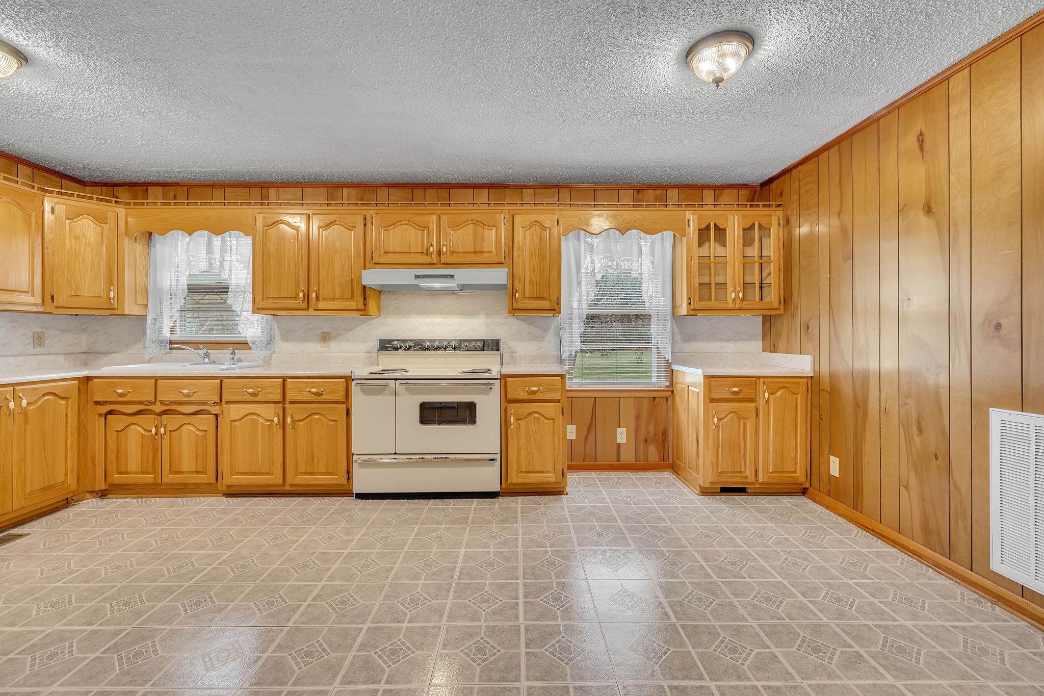 8808 Joy Rd Mount Mount Pleasant, TN 38474 - Photo 12 of 33 Gallery Image 12