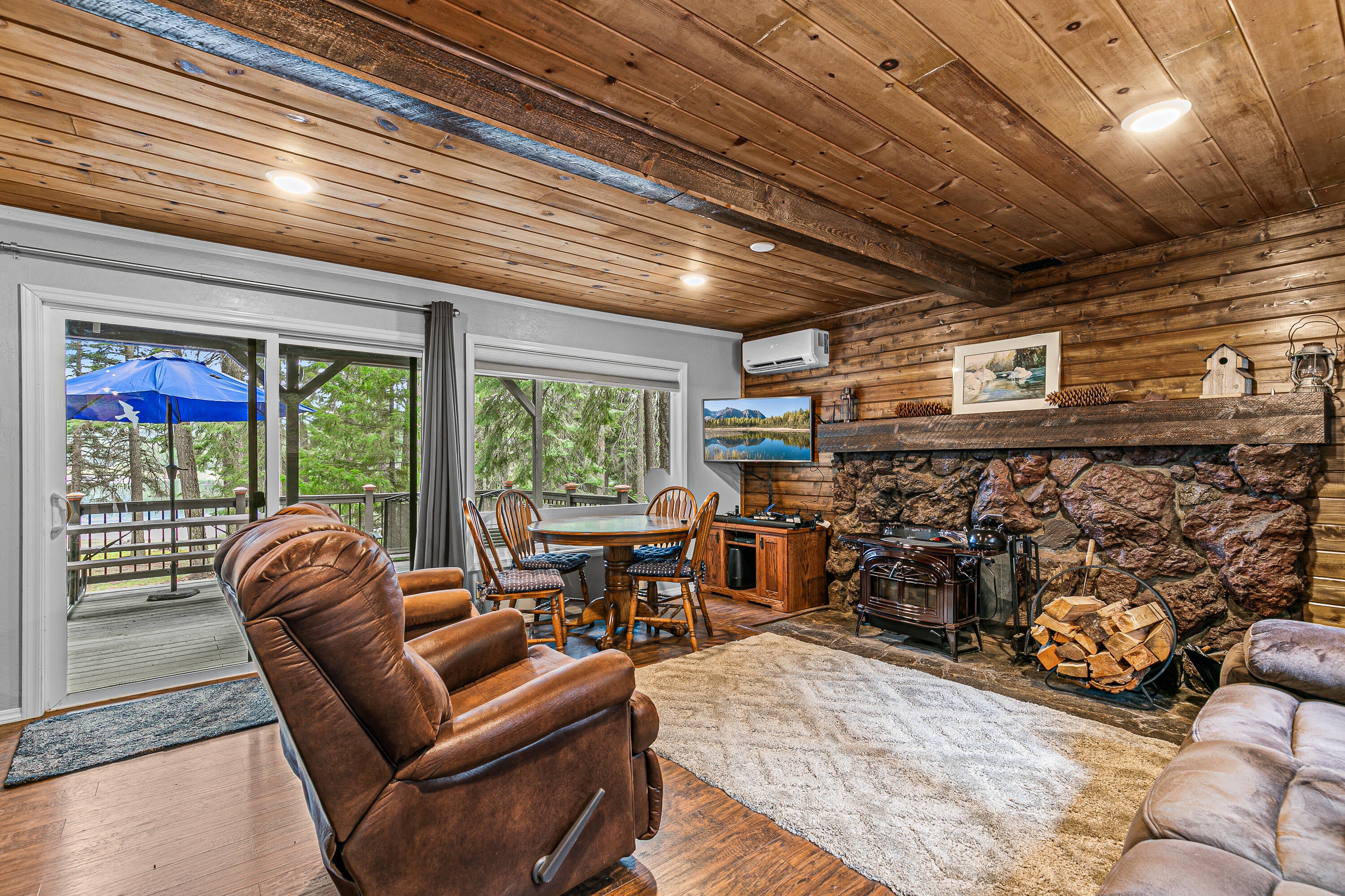 6000 East Hyatt Lake Road Ashland, OR 97520 - Photo 8 of 35 9R9A4954