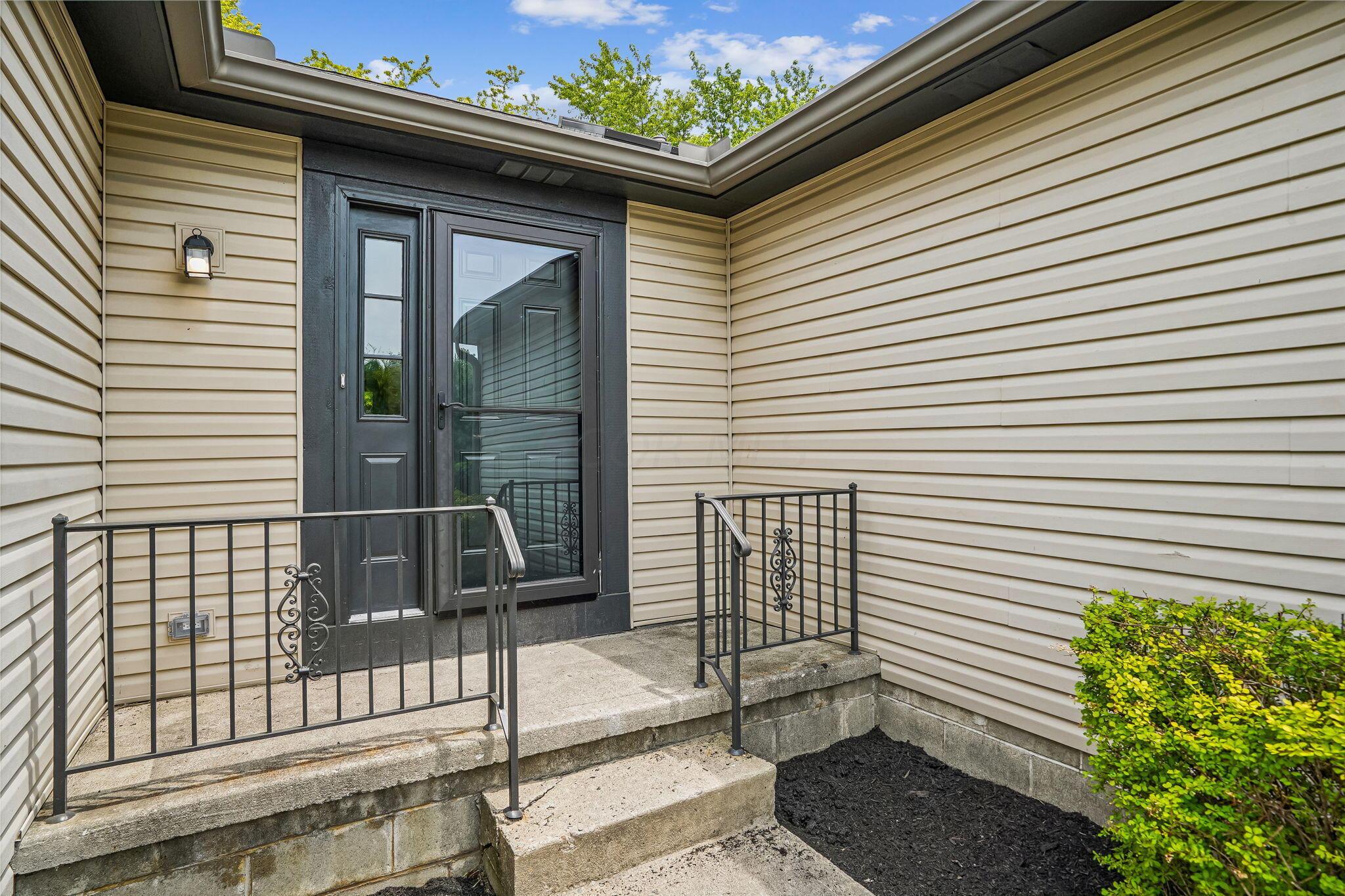 1532 Raspberry Run Drive Columbus, OH 43204 - Photo 5 of 96 5-web-or-mls-1532-raspberry-run-dr