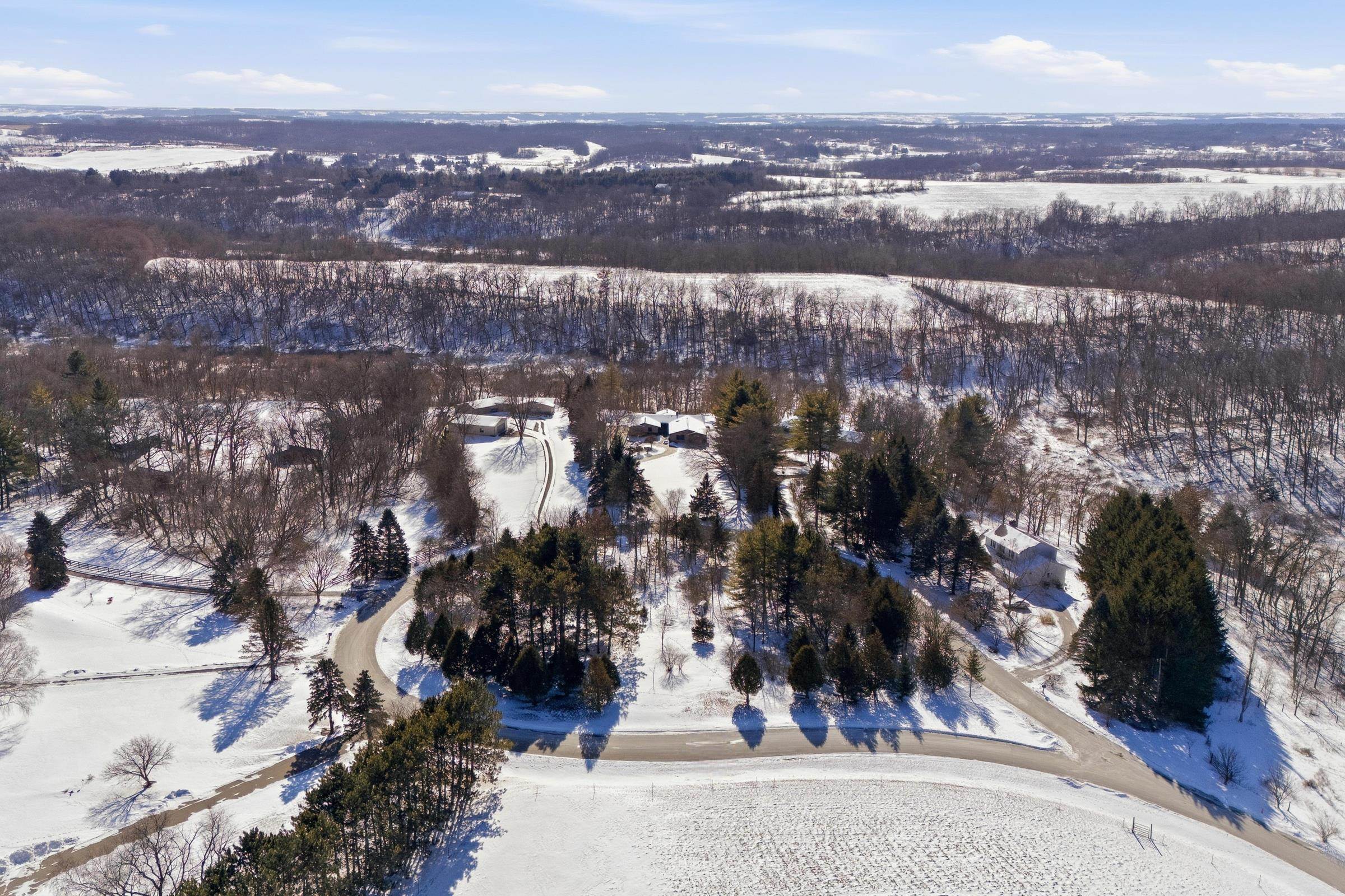 2460 Spring Rose Road Verona, WI 53593 - Photo 43 of 47