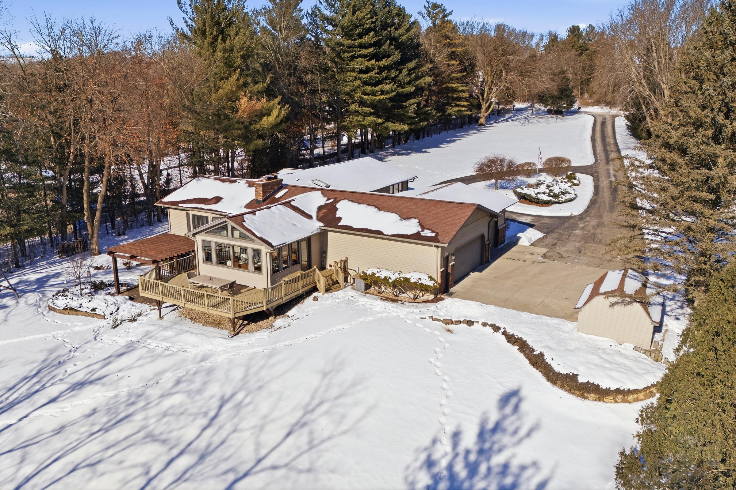 2460 Spring Rose Road Verona, WI 53593 - Photo 8 of 47