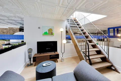 $1,500,000 | 815 North Milwaukee Avenue, Chicago, IL 60642