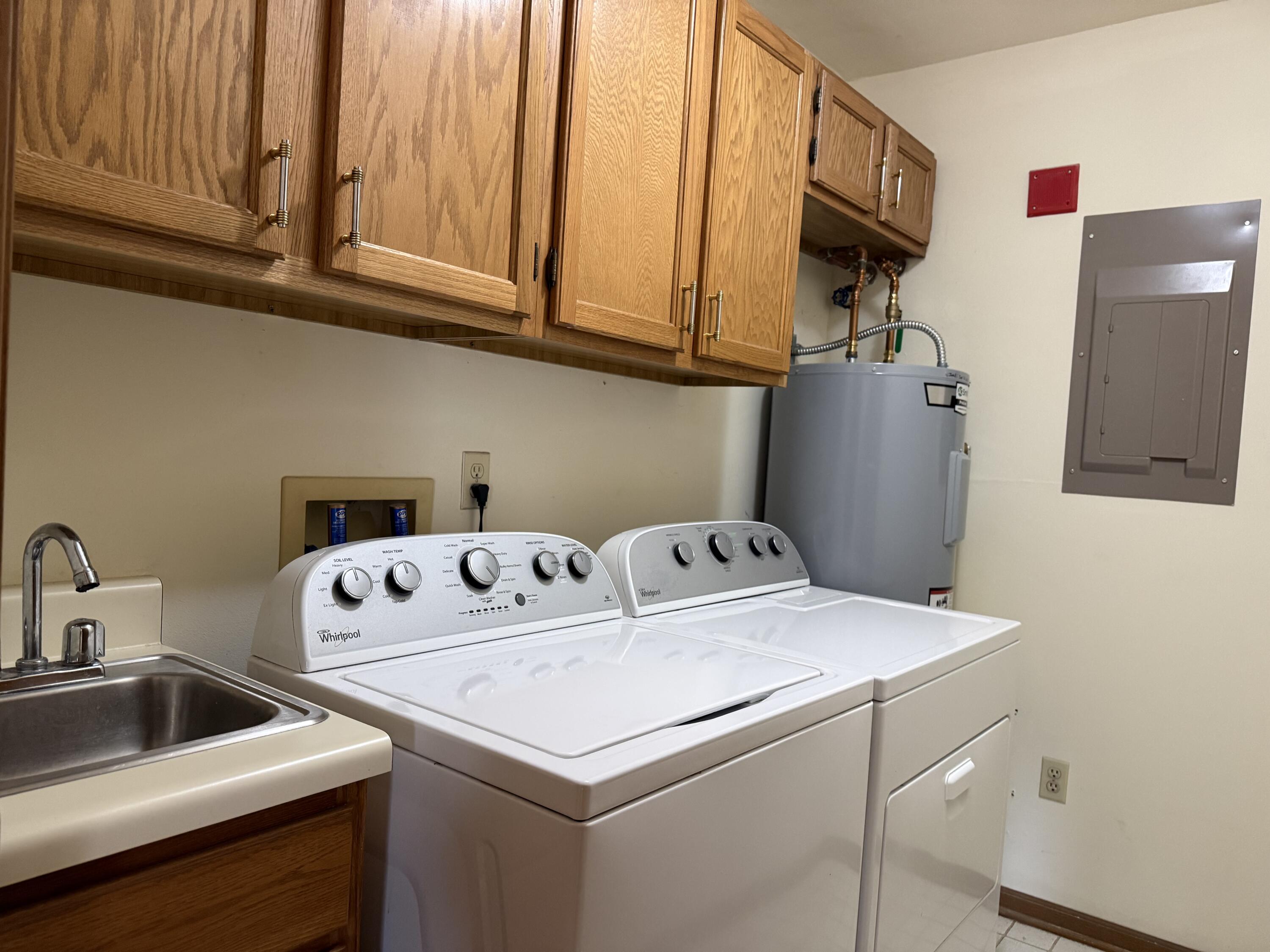 8630 30th Avenue, Unit 101 Kenosha, WI 53142 - Photo 5 of 16 IMG_8728 (1)