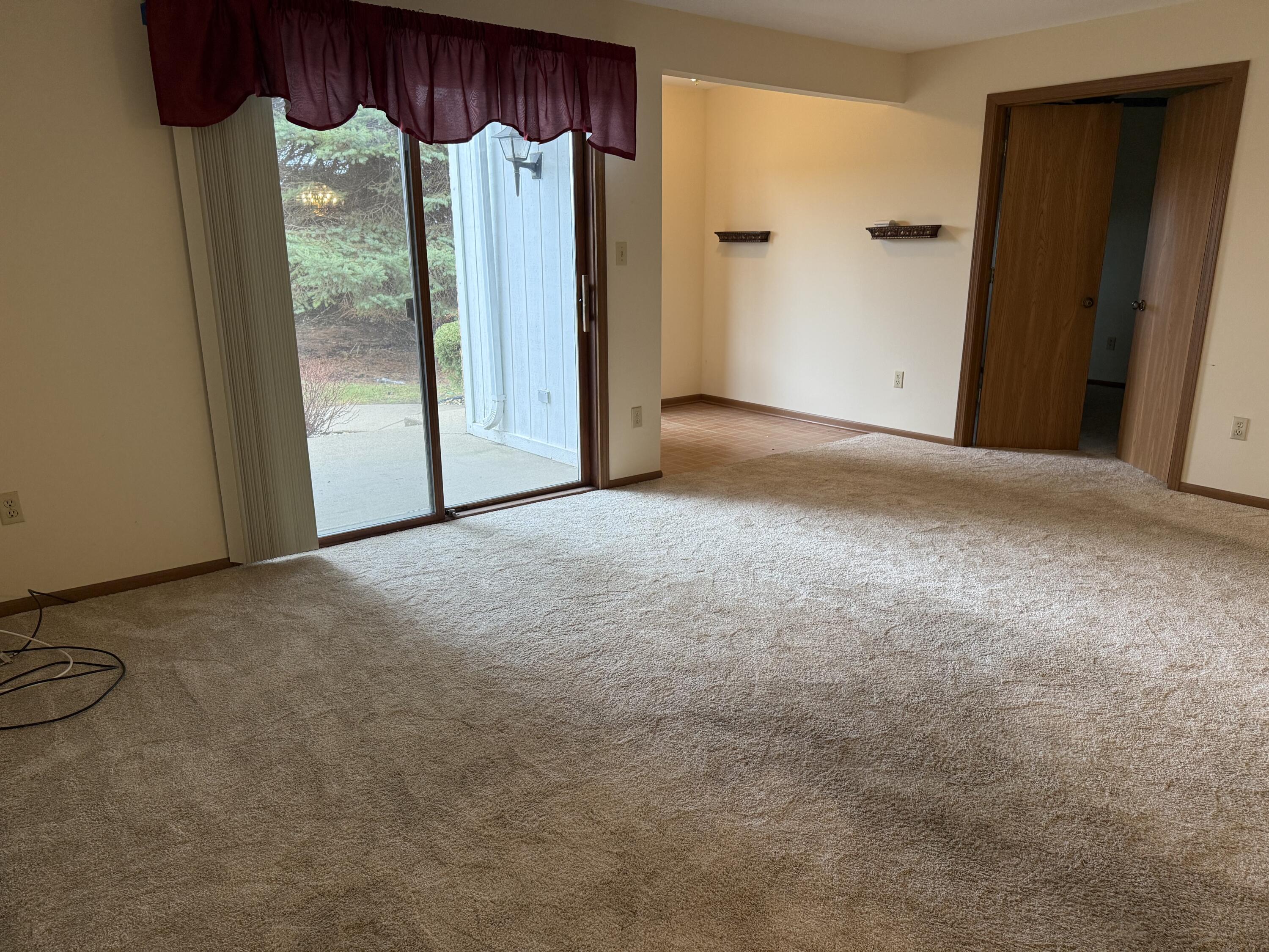 8630 30th Avenue, Unit 101 Kenosha, WI 53142 - Photo 10 of 16 IMG_8734