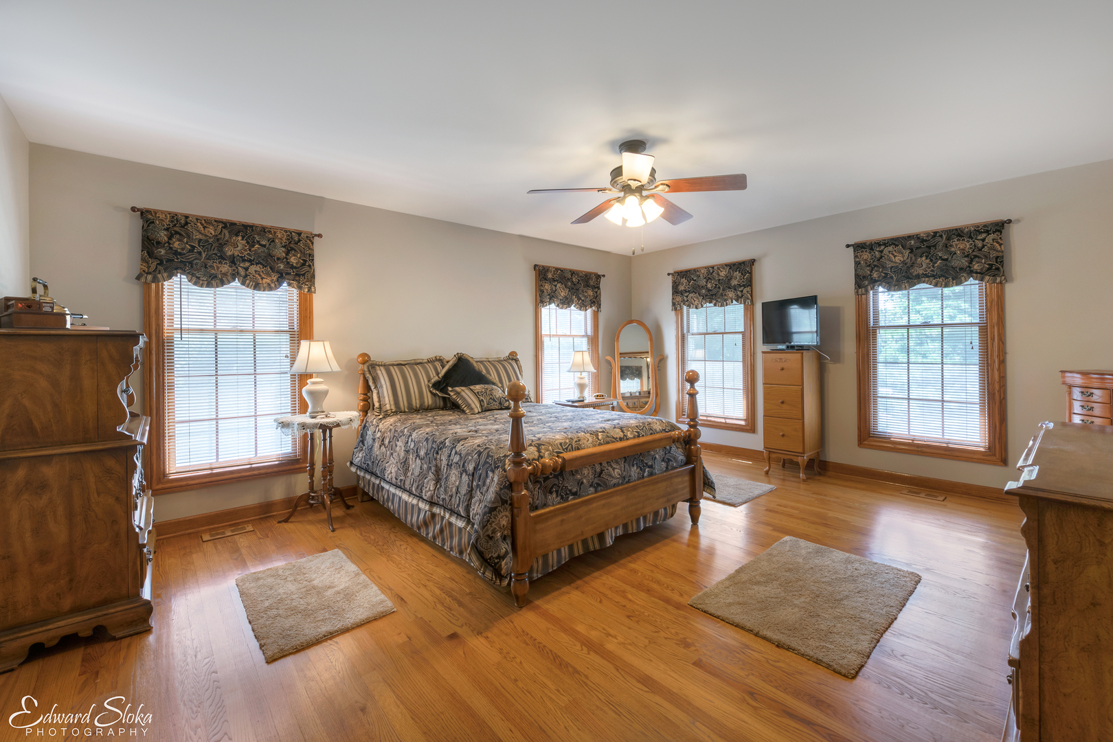3016 Opengate Road Crystal Lake, IL 60012 - Photo 20 of 32