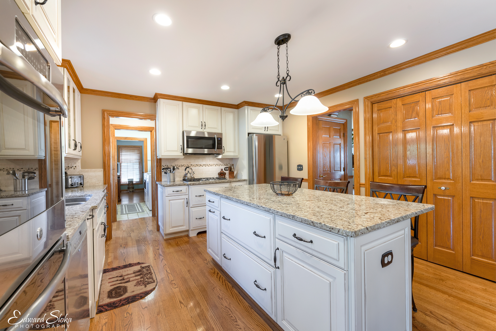 3016 Opengate Road Crystal Lake, IL 60012 - Photo 4 of 32
