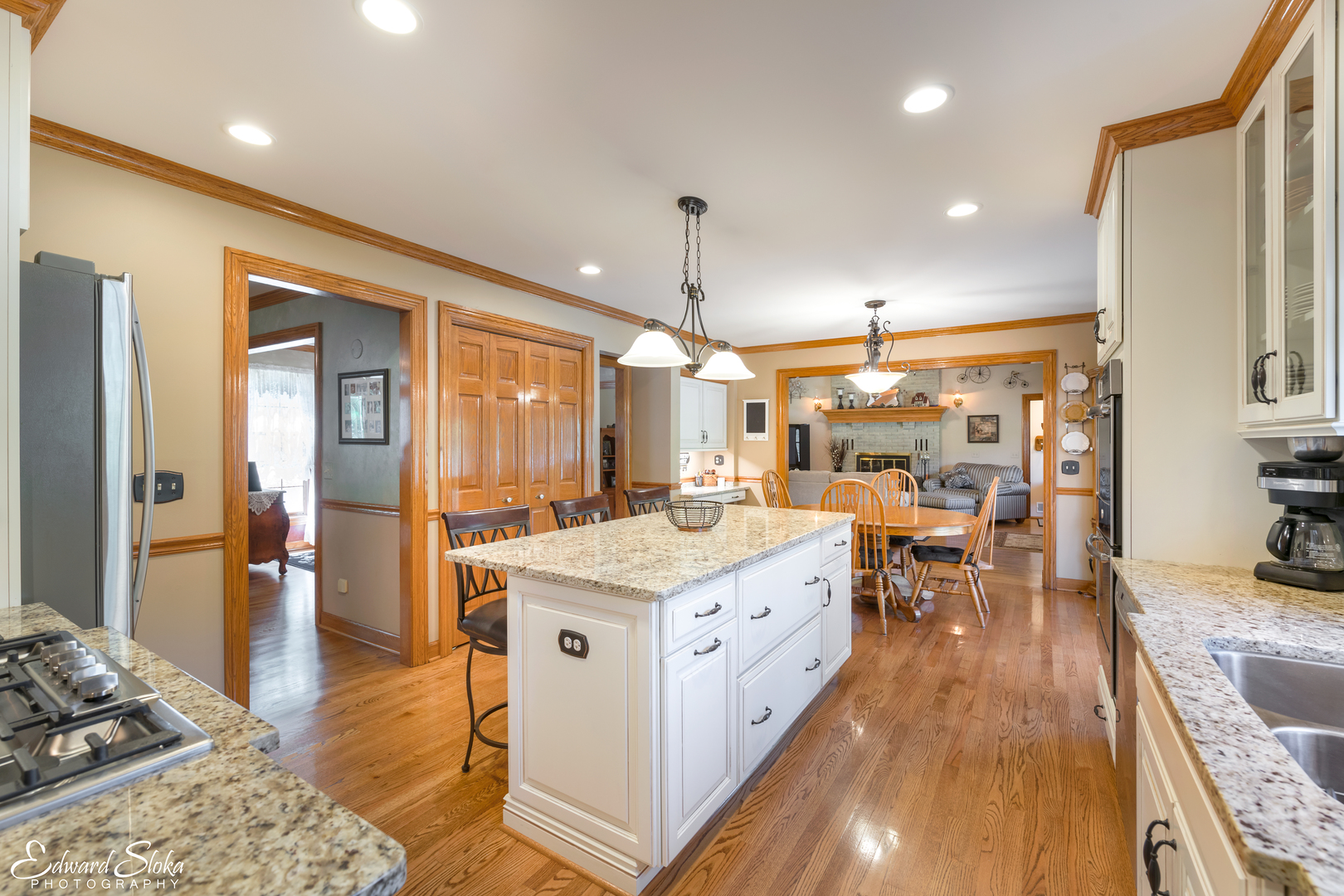 3016 Opengate Road Crystal Lake, IL 60012 - Photo 5 of 32