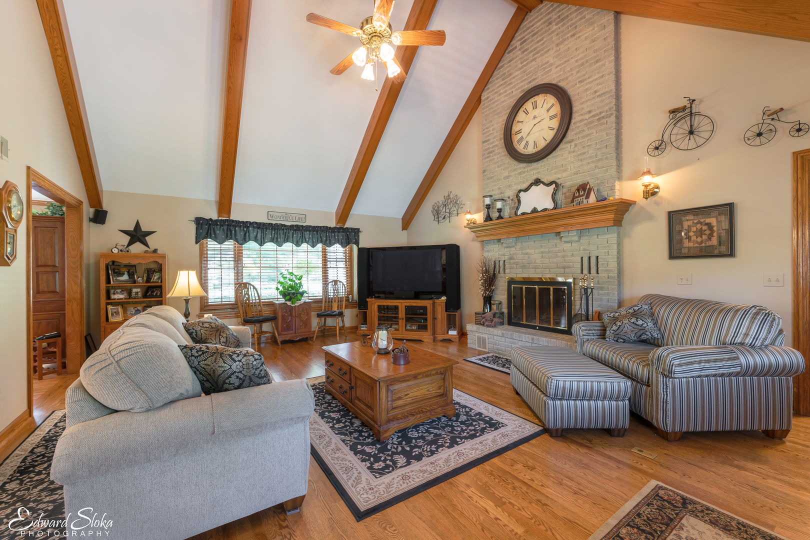 3016 Opengate Road Crystal Lake, IL 60012 - Photo 7 of 32