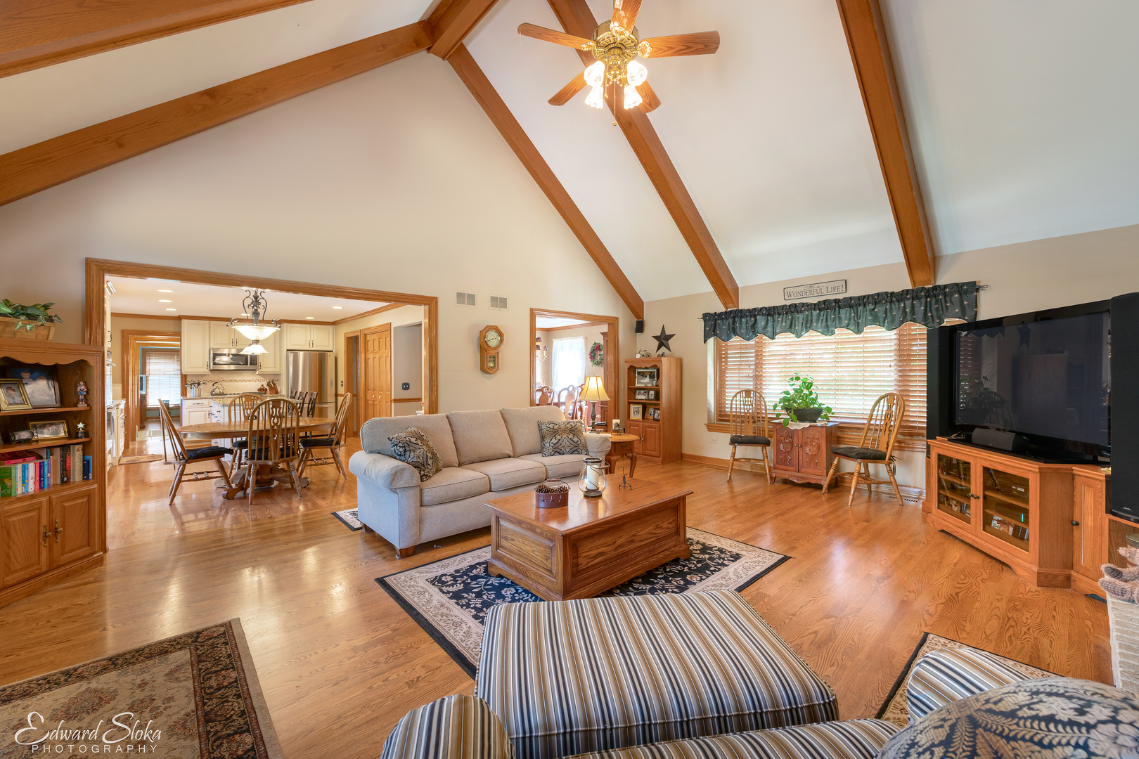 3016 Opengate Road Crystal Lake, IL 60012 - Photo 8 of 32