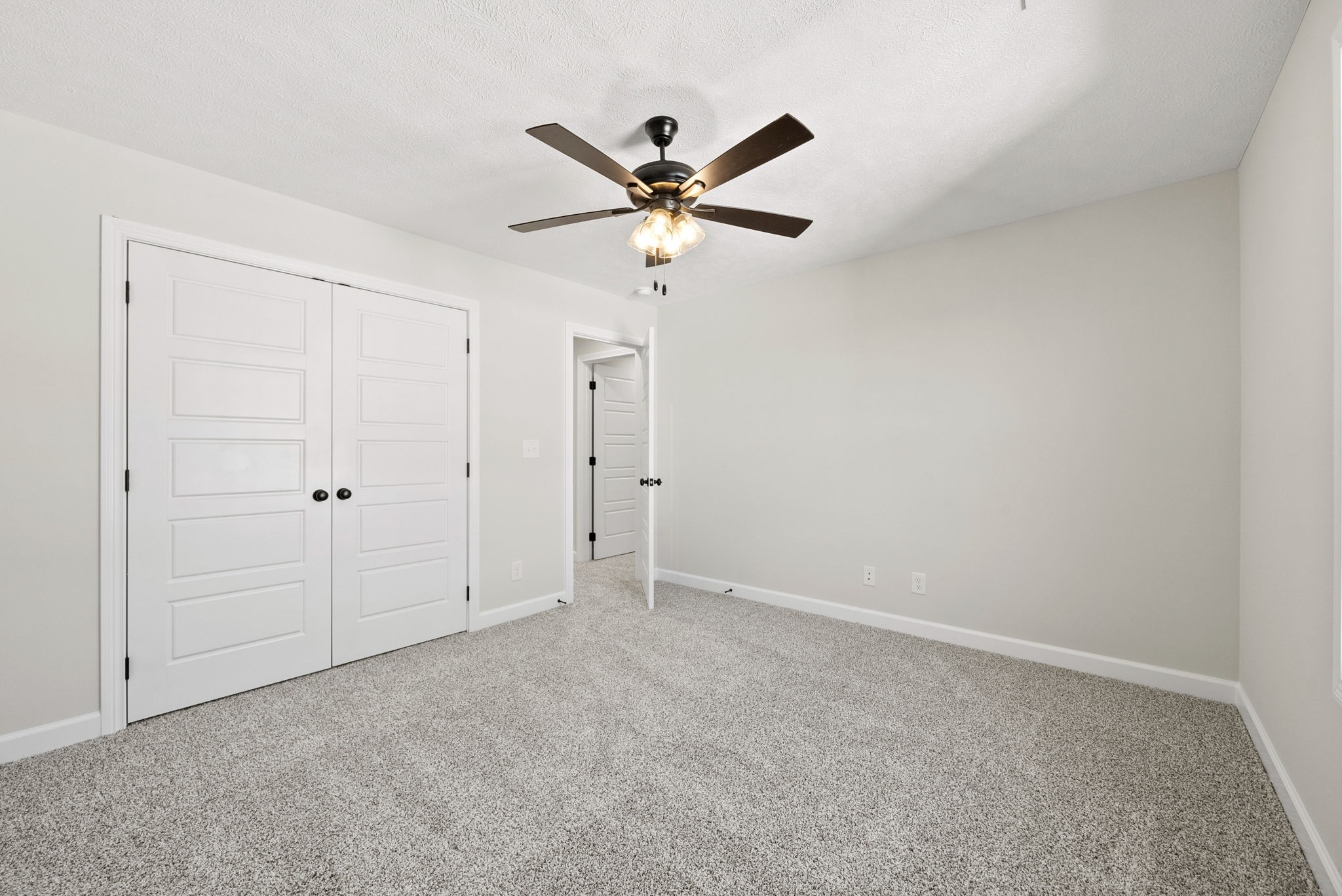 571 Fieldview Way Clarksville, TN 37043 - Photo 37 of 48 a view of an empty room