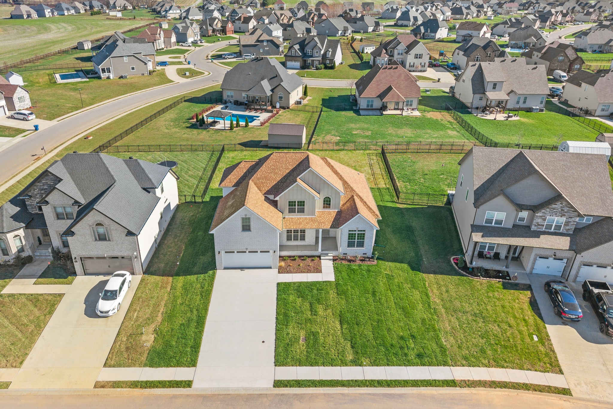 571 Fieldview Way Clarksville, TN 37043 - Photo 42 of 48 an aerial view of multiple houses with a yard