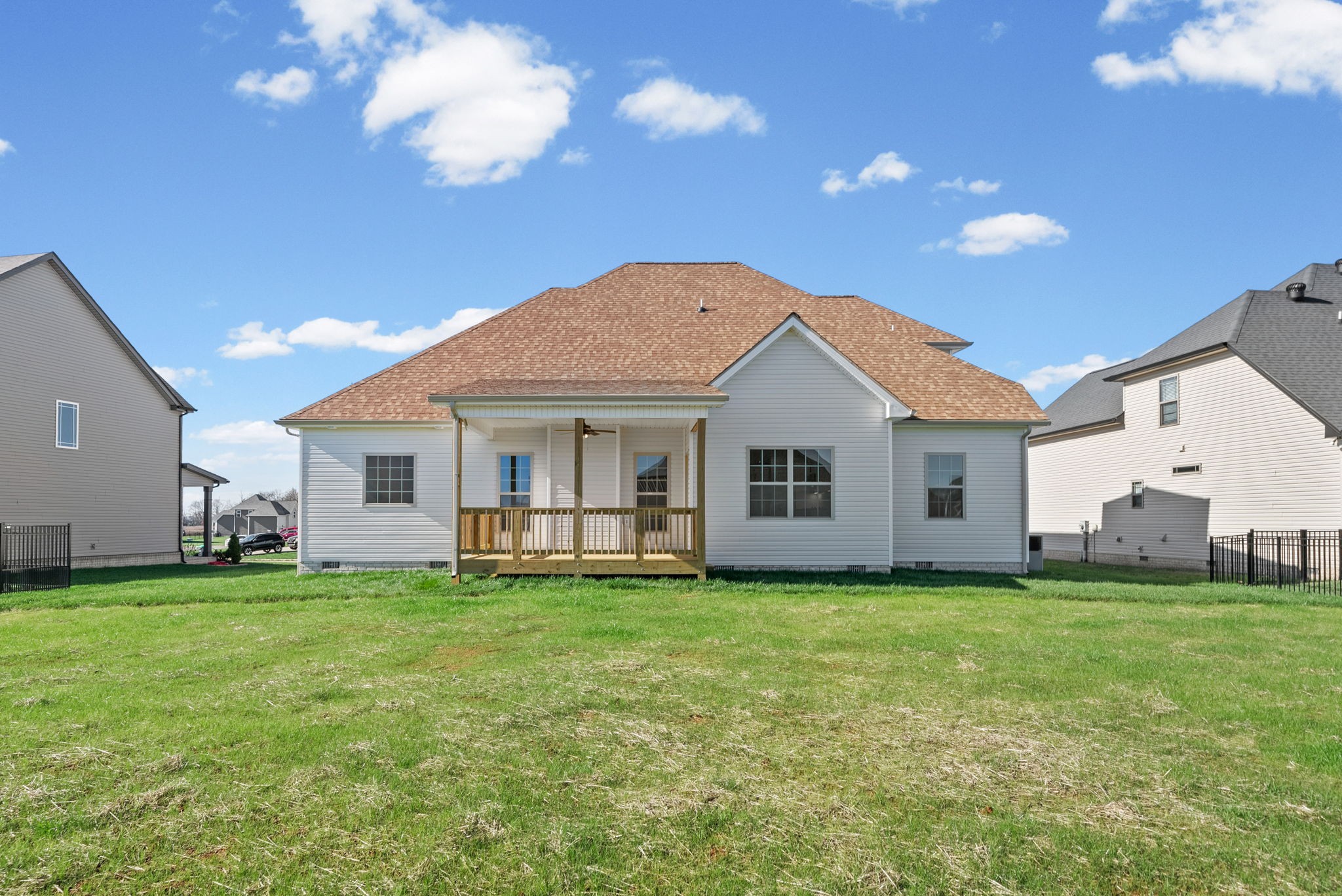 571 Fieldview Way Clarksville, TN 37043 - Photo 43 of 48 a view of a house with a yard