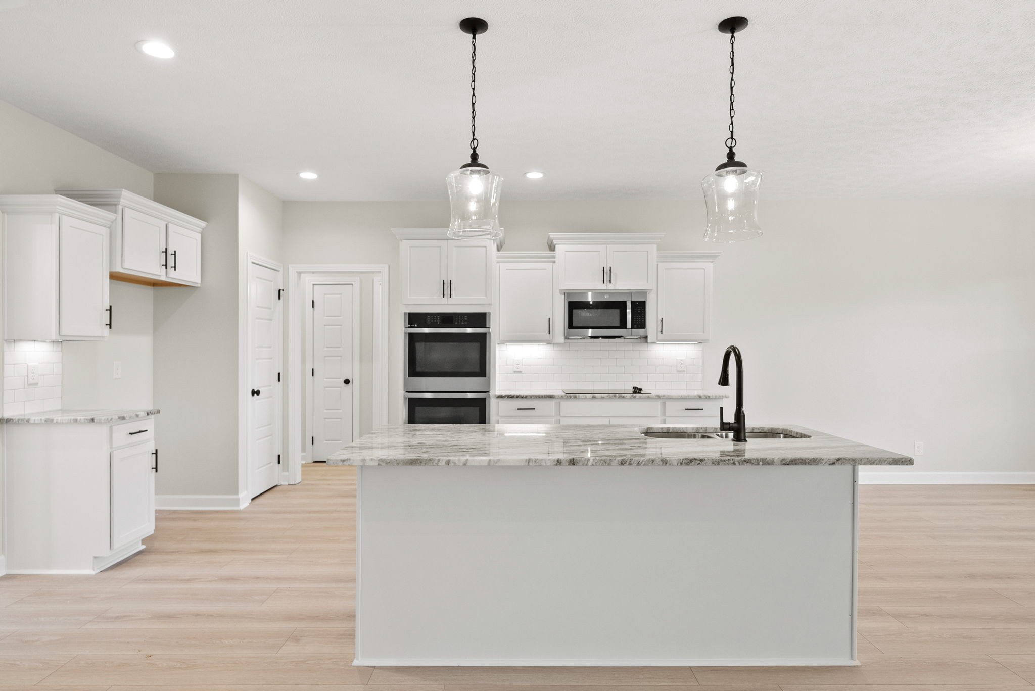 571 Fieldview Way Clarksville, TN 37043 - Photo 6 of 48