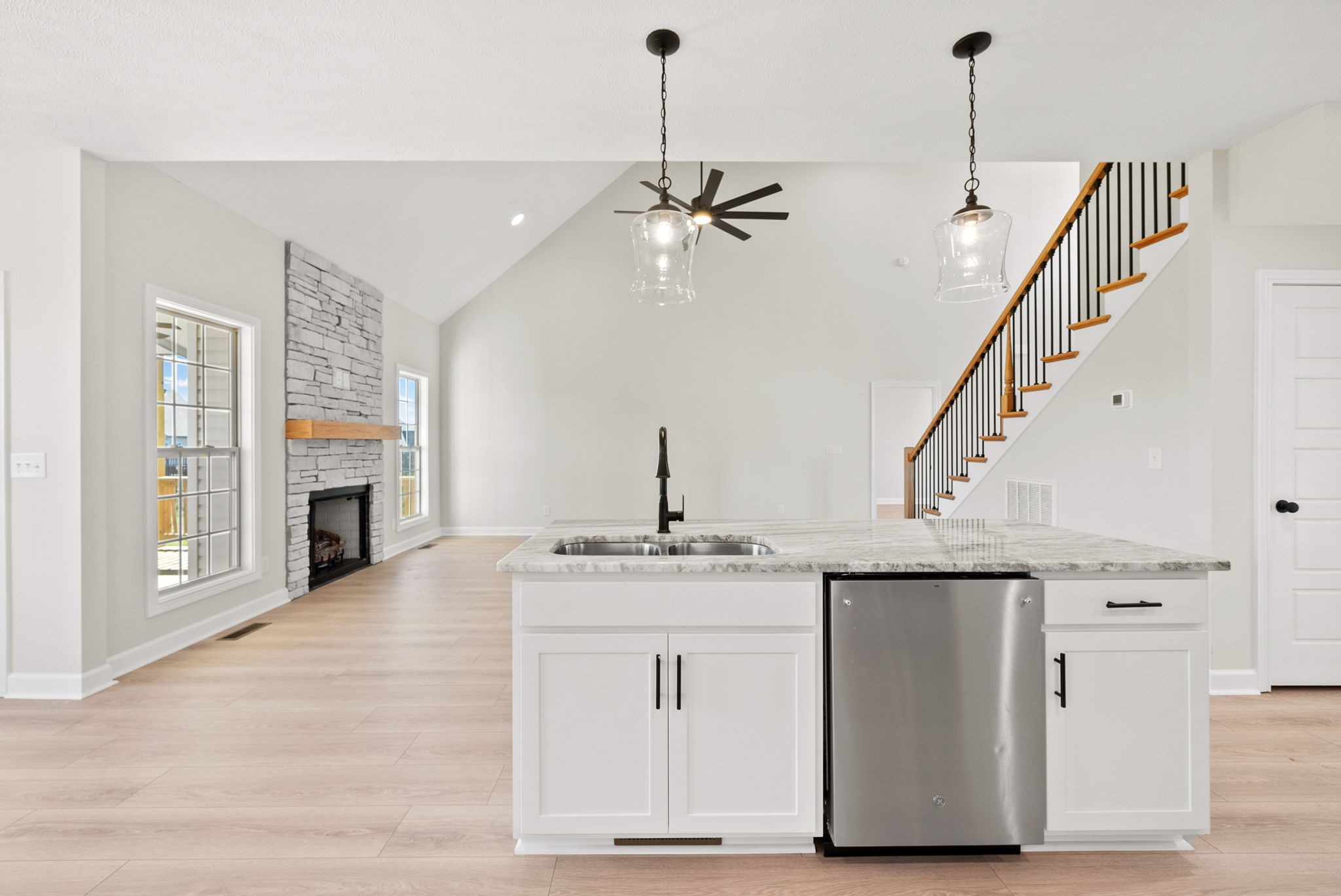 571 Fieldview Way Clarksville, TN 37043 - Photo 7 of 48 a kitchen with kitchen island a sink stainless steel appliances and cabinets