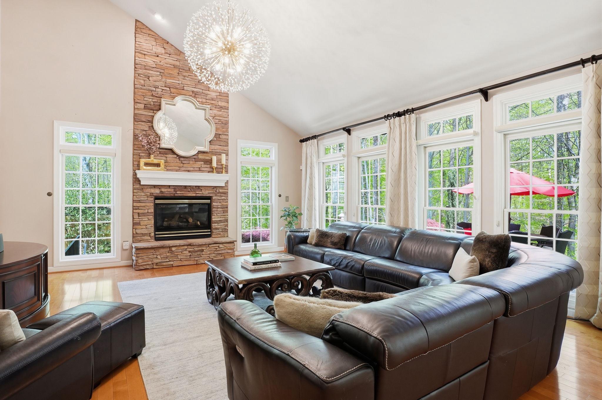 206 May Lane Edgewater, MD 21037 - Photo 23 of 66 Family Room