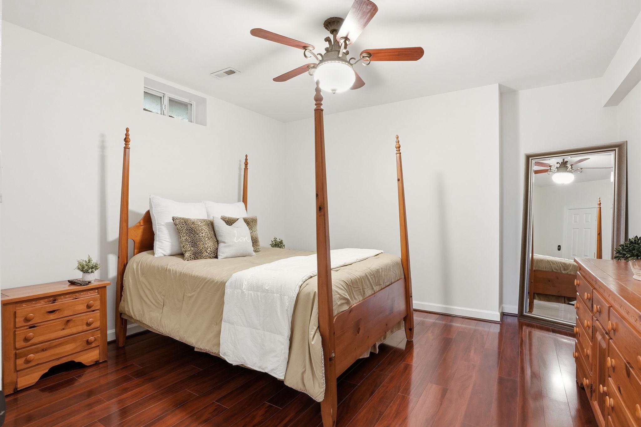 206 May Lane Edgewater, MD 21037 - Photo 52 of 66 Lower Level In-Law / Au Pair Bedroom