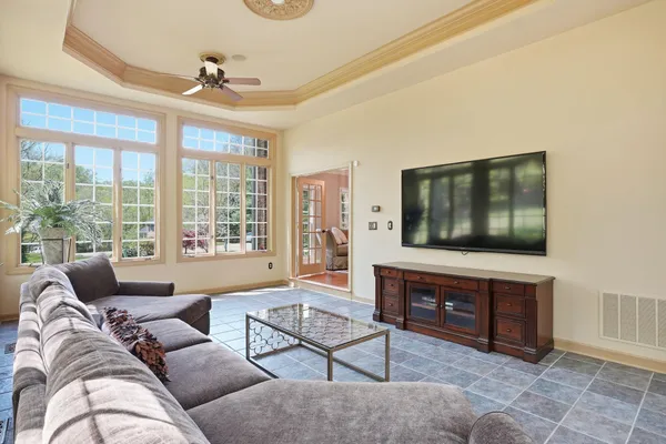 $1,825,000 | 206 May Lane, Edgewater, MD 21037