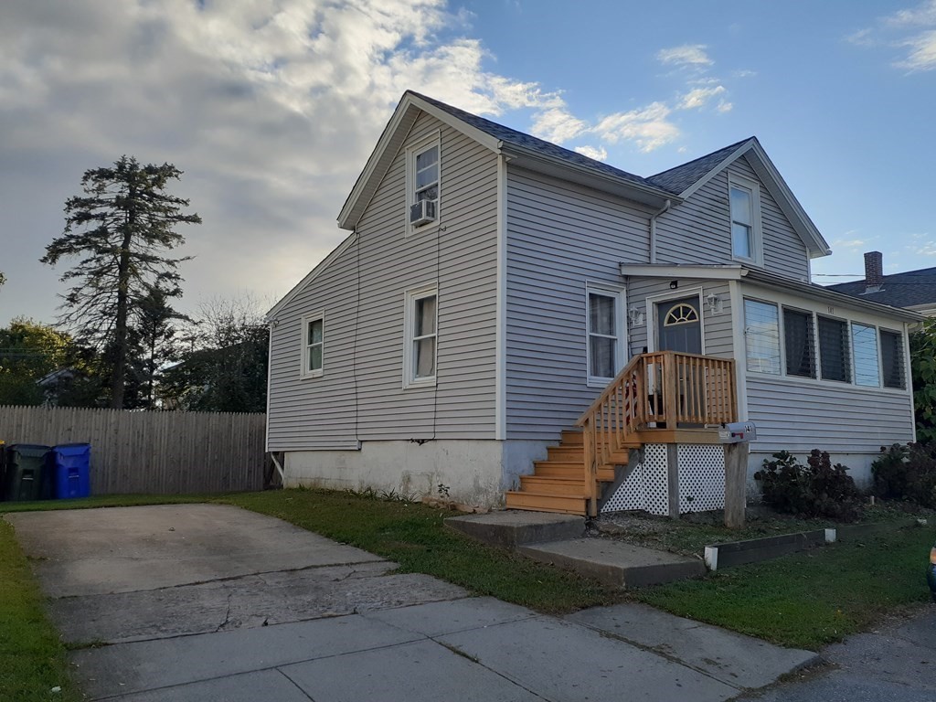 141 Detroit Street Fall River, MA 02721 - Photo 1 of 20
