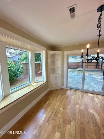 $2,400 | 110 Whitfield Street, Beaufort, SC 29902