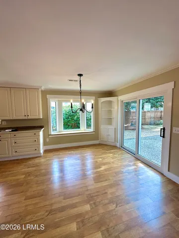 $2,400 | 110 Whitfield Street, Beaufort, SC 29902