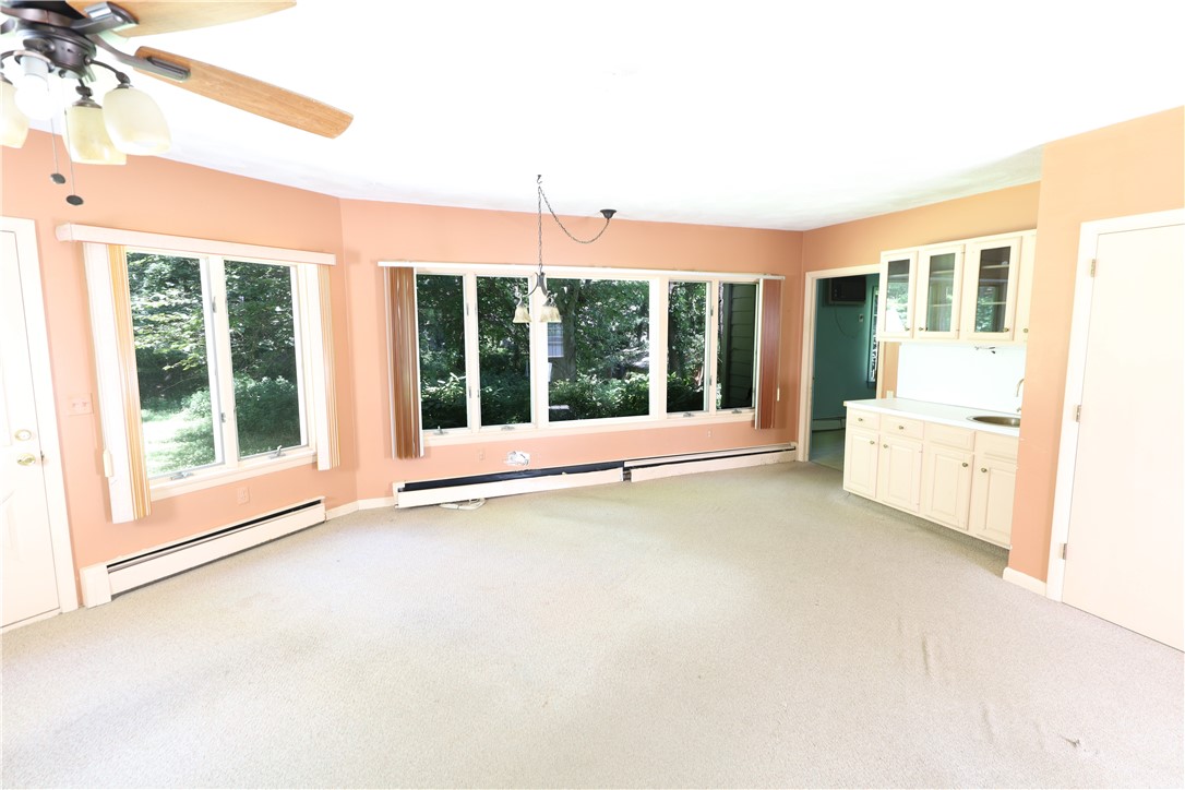 77 Goodwin Street Warwick, RI 02818 - Photo 6 of 14