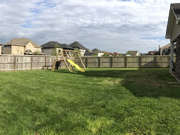 $2,250 | 1223 Snowball Lane, Clarksville, TN 37042