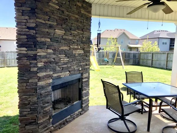 $2,250 | 1223 Snowball Lane, Clarksville, TN 37042