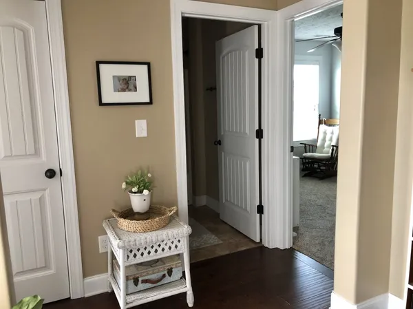 $2,250 | 1223 Snowball Lane, Clarksville, TN 37042